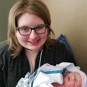 Meet your Posher, Alexis